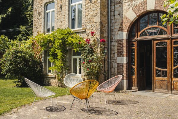 Villa des Roches Durbuy - Terras zithoek aan bibliotheek